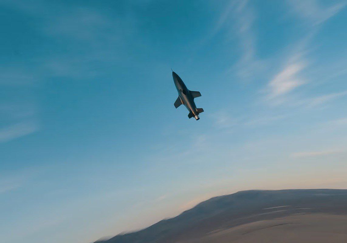 Snimak-ekrana na kome se vidi dron kamikaza Viper